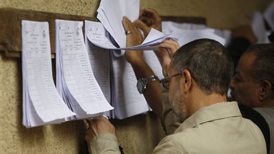 اشتعال الصراع الانتخابي بدائرة «المناخ وزهور» في بورسعيد.. مرشح «المصريين الأحرار» الأقرب للفوز.. منافسة شرسة بين «سليمان وفرغلي».. تواجد قوي للمستقلين.. والمرأة تعلن نفس