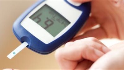 علماء يخترعون جهازا لقياس السكر في الدم عبر الإشارات الضوئية