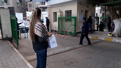 مستحضرات التجميل أحدث أساليب الدعاية الانتخابية في الصيد (صور)