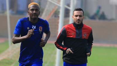 معلول وأجايي يواصلان البرنامج التأهيلي بمران الأهلي