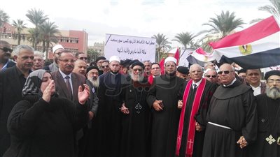 بورسعيد تنظم وقفة صامتة تضامنا مع شهداء مسجد الروضة (فيديو وصور)