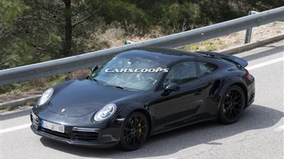 بورش تطرح فئة هجينة للمرة الأولى في تاريخها (صور)