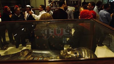 «أوراسكوم» راعي الآثار المصرية.. الشركة تتبنى اكتشافا أثريا بسقارة واحتفال المتحف المصري بعيد ميلاده الـ116.. عرض 200 قطعة لـ«يويا وتويا».. العناني: المتحف لن يموت.. وساويرس: نحرص 