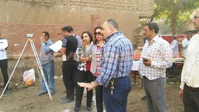 نائب محافظ الجيزة تتفقد موقع السوق الحضارى بالكونيسة