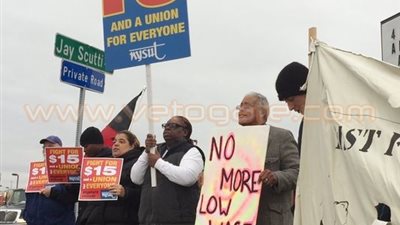 بالفيديو والصور.. انتفاضة عمال «الوجبات السريعة» في أمريكا