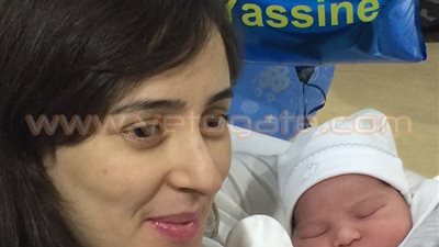بالصور.. سناء يوسف تضع مولودها الأول وتسميه «ياسين»