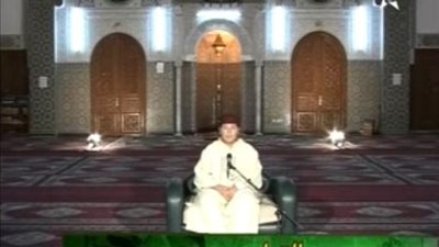 بالفيديو.. مغربي يتحول من تلاوة «القرآن» للغناء في برنامج «ذا فويس»