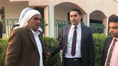 وفد من الرقابة الإدارية يزور مصابي مسجد الروضة بالإسماعيلية