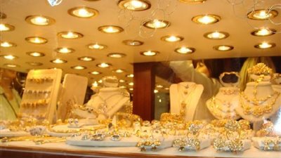 ارتفاع أسعار الذهب عالميا.. وانخفاضه محليا