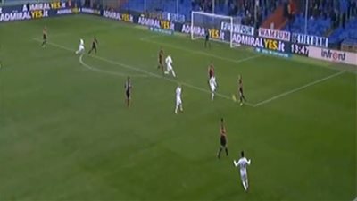 روما يتعادل أمام جنوى 1/1 بالدوري (فيديو)