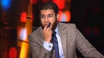 بكار وسيف اليزل وعبد الفتاح في 