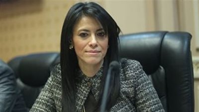 رانيا المشاط: عرض 4 مسلات عن خريطة مصر السياحية ببورصة لندن