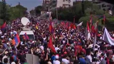 لبنان تحتفل بالذكرى الـ 13 لتحرير الجنوب.. نصر الله: انتصارات المقاومة يوم من أيام الله.. قادة إسرائيل تعترف: الحرب لم تكن نزهة