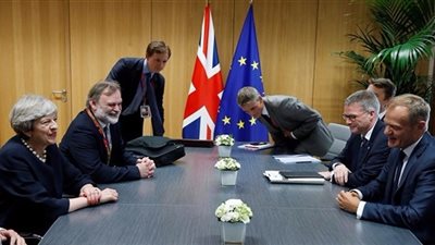 أيرلندا تهدد بوقف محادثات «بريكست» بسبب الحدود