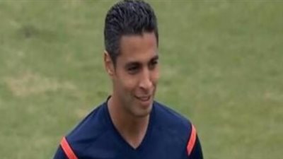 أمين عمر حكمًا لمباراة بتروجت والرجاء وسامي للجيش والنصر