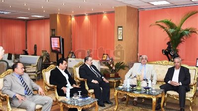 خالد سعيد يبحث مشكلات نادي الشرقية وسبل حلها (صور)