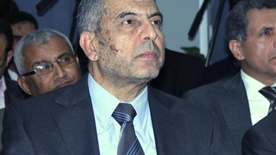 عجلان يطالب 