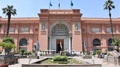 الحكومة تنفي غلق المتحف المصري بالتحرير