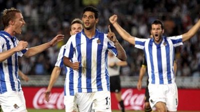 لاعبو رايسنج يهددون بعدم خوض مباراة سوسيداد في كأس إسبانيا