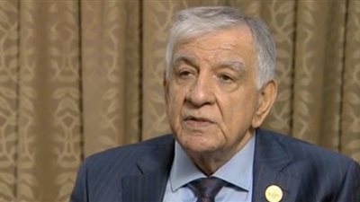 وزير النفط العراقي يدعو الشركات الأجنبية لتقديم عروض للتنقيب عن البترول