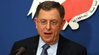 السنيورة يبحث مع الجميل وجعجع الاتصالات بشأن تشكيل الحكومة اللبنانية