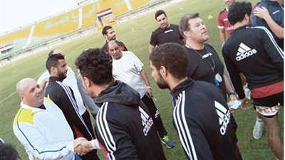 «إيميل» يقود مران طلائع الجيش