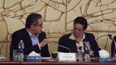 وزير الآثار يبدأ زيارته للبحيرة لتفقد مشروع تطوير رشيد (صور)