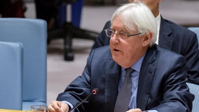 الحوثي يطالب جريفيث بوقف العمليات العسكرية في الحديدة