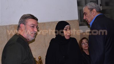 بالصور.. «البابلي» و«شاهين» و«عيسى» يقدمون العزاء لأسرة معالي زايد