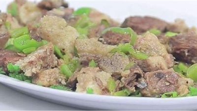 بالثوم والزبد.. طريقة عمل لحمة الرأس