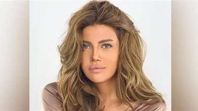 ريهام حجاج تعلن عن حملها.. وترد على الاتهامات الموجهة لها بإهانة الممثلين | فيديو