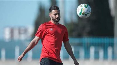 دوري أبطال أفريقيا | فحص طبي لـ«بيكهام» لحسم مشاركته في مران الأهلي اليوم