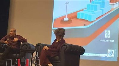 صفية العمري تشهد مناقشات فيلمها 