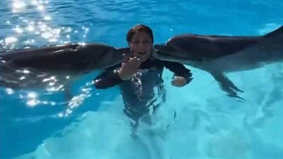 هالة صدقي تقضي إجازتها فى شرم الشيخ بهذه الطريقة | فيديو