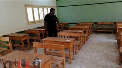 16 ألف و223 طالبا يستعدون لامتحانات الدبلومات الفنية غدًا بأسوان | صور