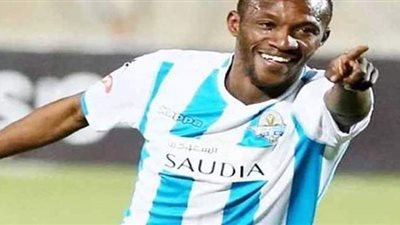 قبل مواجهة الرجاء بالكونفدرالية.. تراوري ينتظم في تدريبات بيراميدز