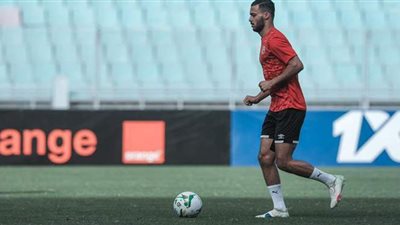 دوري أبطال إفريقيا | بيكهام يشارك في جانب من مران الأهلي بتونس