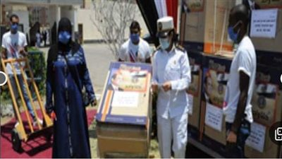 الداخلية توزع ثلاجات وغسالات على أسر السجناء والمفرج عنهم