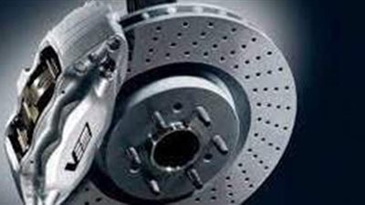 للقيادة الآمنة.. حالات يجب فيها تغيير طنبورة السيارة