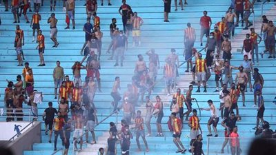 شوبير: حكم مباراة الأهلي والترجي يخطر كاف بصعوبة إدارة المباراة حاليا