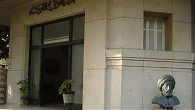 الأزهر يهدي المركز القومي للترجمة إصدارات جديدة.. تعرف عليها