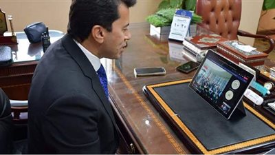 عبر الفيديو كونفرانس.. وزير الرياضة يفتتح قمة مراكز شباب مصر