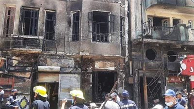 الحماية المدنية بالمنيا تسيطر على حريق مطعم أبو قرقاص | فيديو