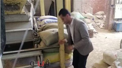 التحفظ على 16 طن أعلاف ومخلفات مطاحن في الدقهلية