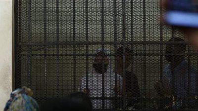 أول تعليق من مودة الأدهم من داخل القفص فى قضية الاتجار بالبشر: 