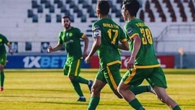 شبيبة القبائل يضع قدما في نهائي الكونفدرالية بفوزه على القطن بملعبه 1/2