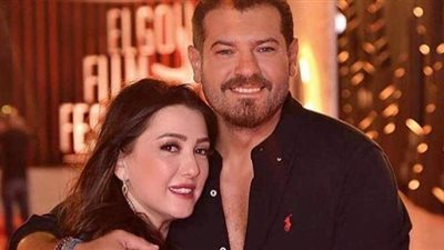 كندة علوش تهنئ عمرو يوسف بعيد الأب: «أحن أب ربنا يخليك لينا»