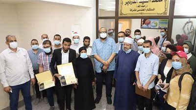 مياه أسيوط تكرم 20 متسابقا من حفظة القرآن الكريم | صور