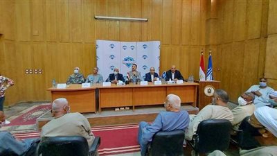 ندوة بالتأمين الصحي في الأقصر عن القانون الجديد