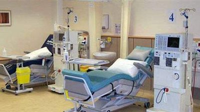 صحة أسيوط تناقش قرار نقل وحدة غسيل النخيلة بعد تهديد المرضى بالإضراب